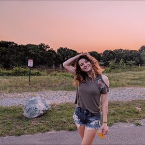 AE Cold Shoulder Embroidered T